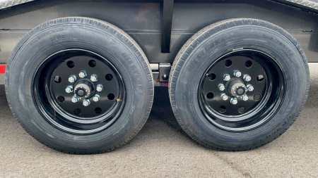 New MAXX-D H8X 102"x 32' Gooseneck Equipment Trailer 18,000(GVWR), Drive Over Fenders, Spare