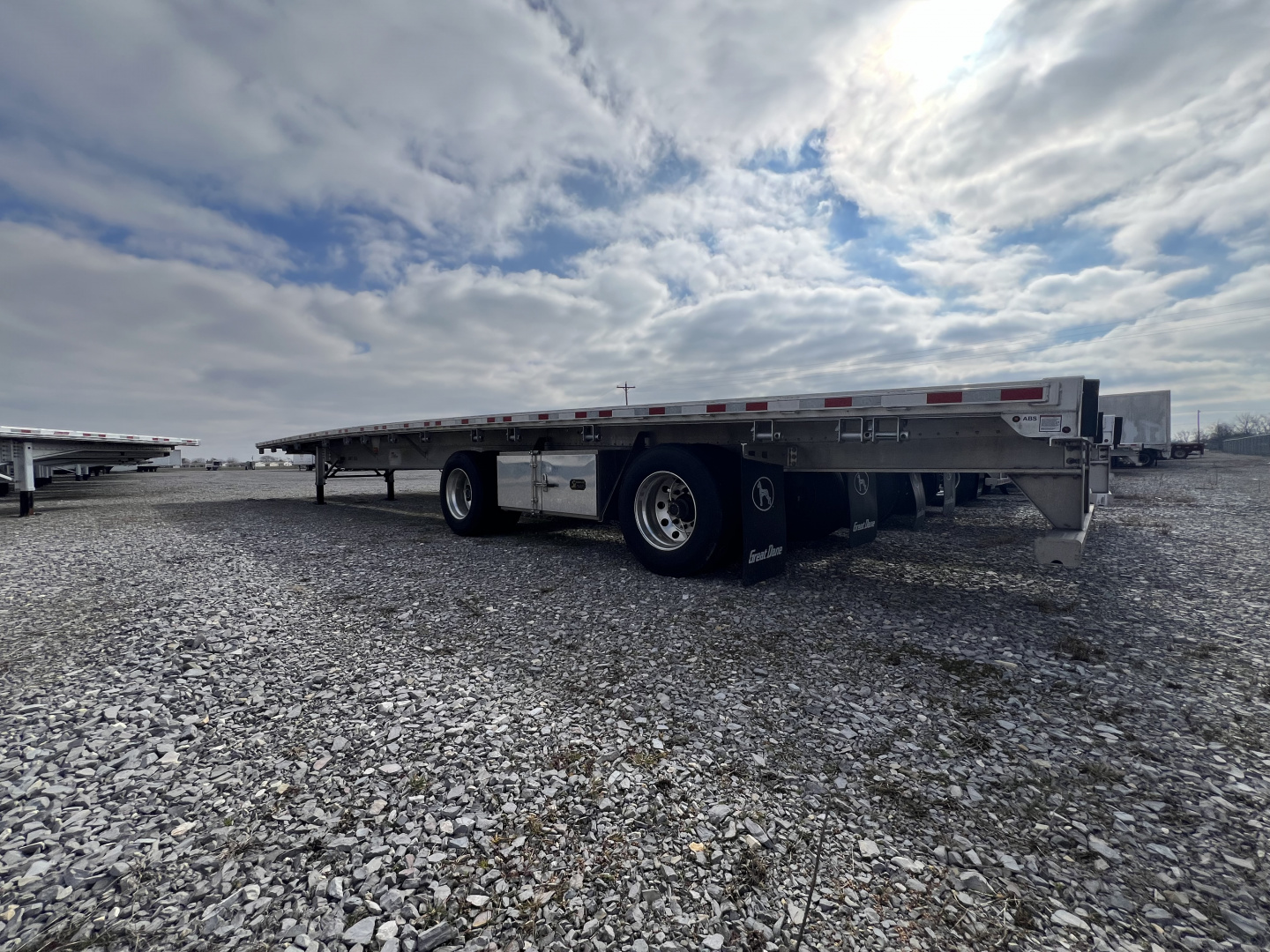 Used (6 AVAILABLE) 2022 Great Dane 53' Flatbed Semi Trailer
