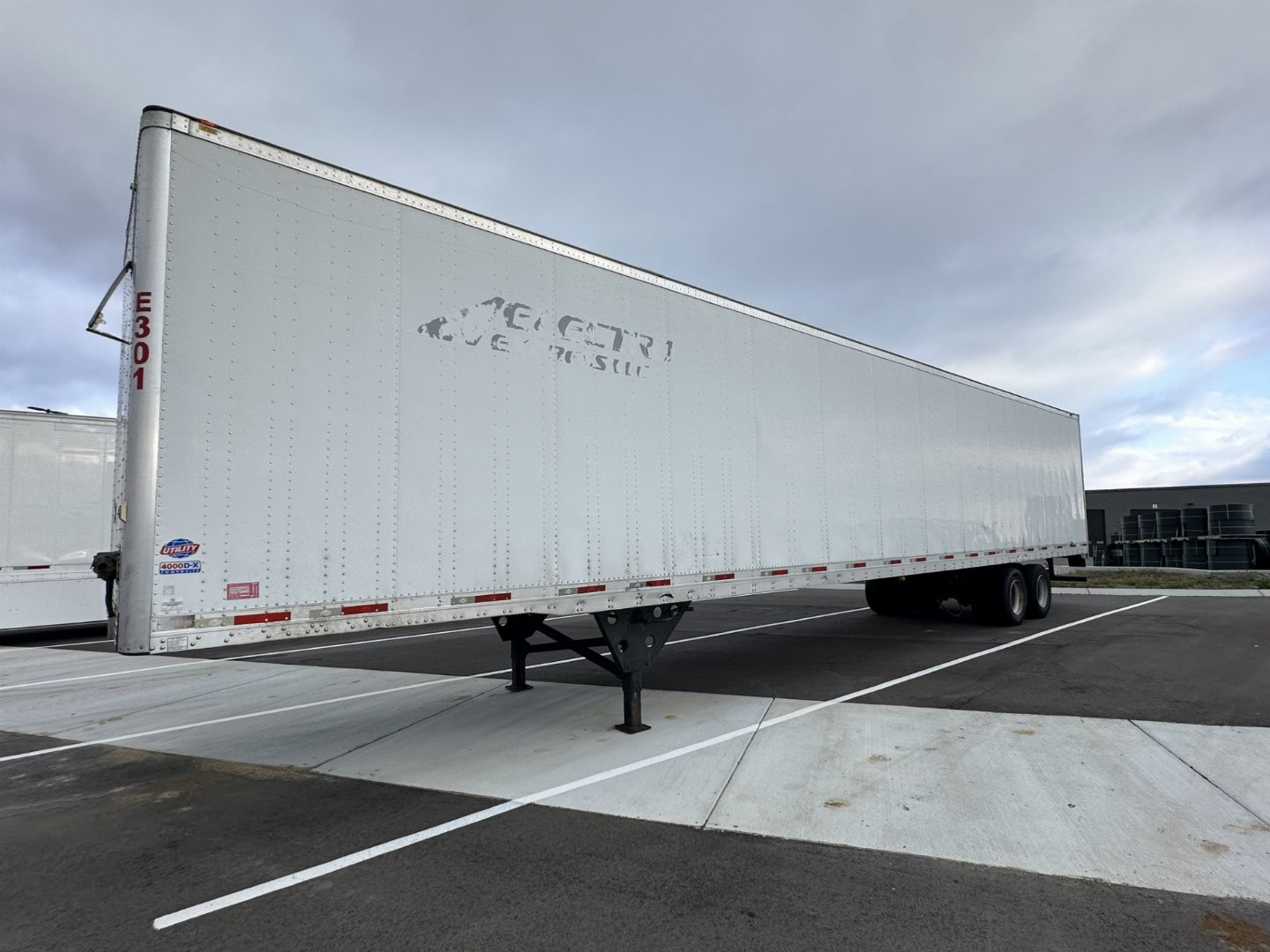 Used $15,000 - $699/Month Rent to Own 2015 Utility 53’ Dry Van Trailer