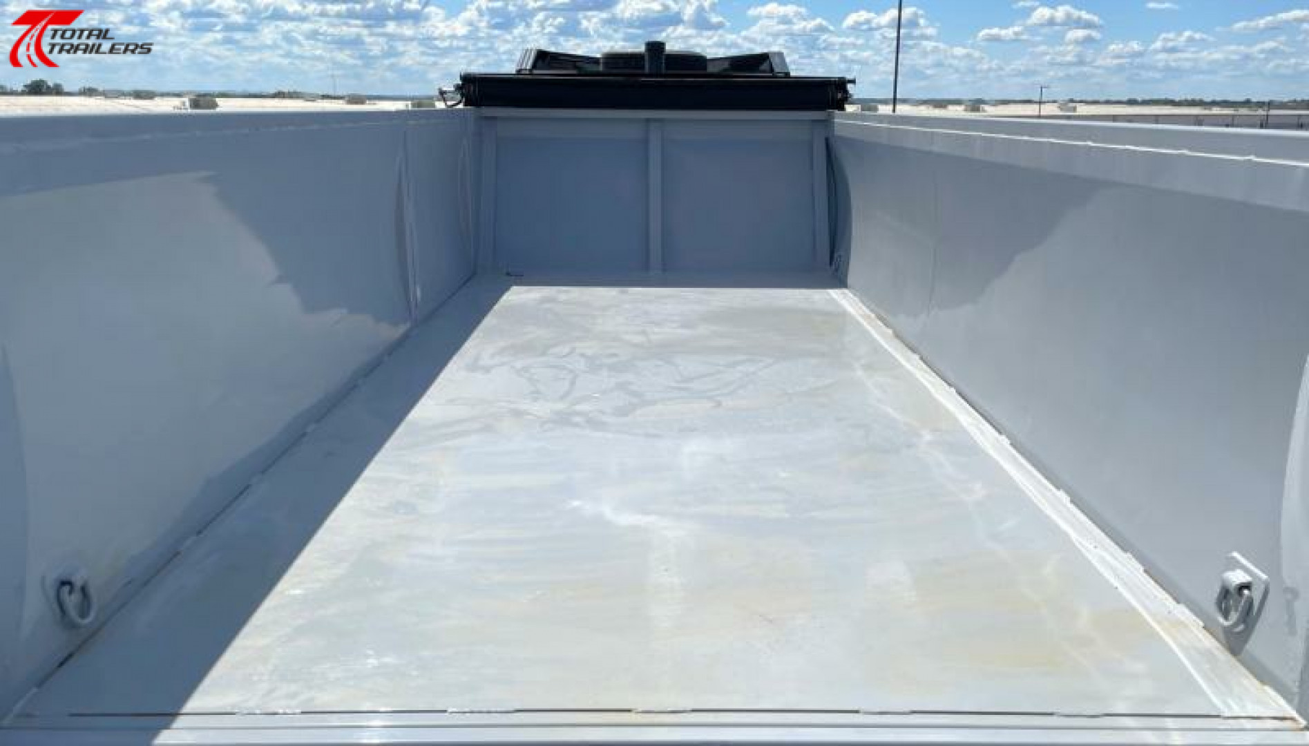 New Horizon 16' Gooseneck Dump Trailer 22,400LB, 18ply Tires, 36" Sides, Side Door, 10K Axles, 7 Gauge Floor