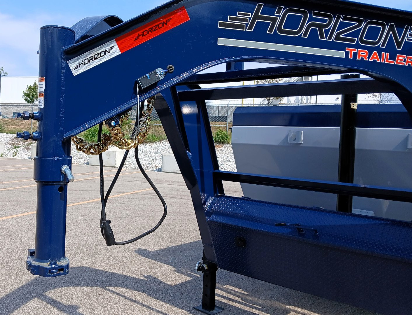 New Horizon 16' Gooseneck Dump Trailer 22,400LB, 18ply Tires, 36" Sides, Side Door, 10K Axles, 7 Gauge Floor