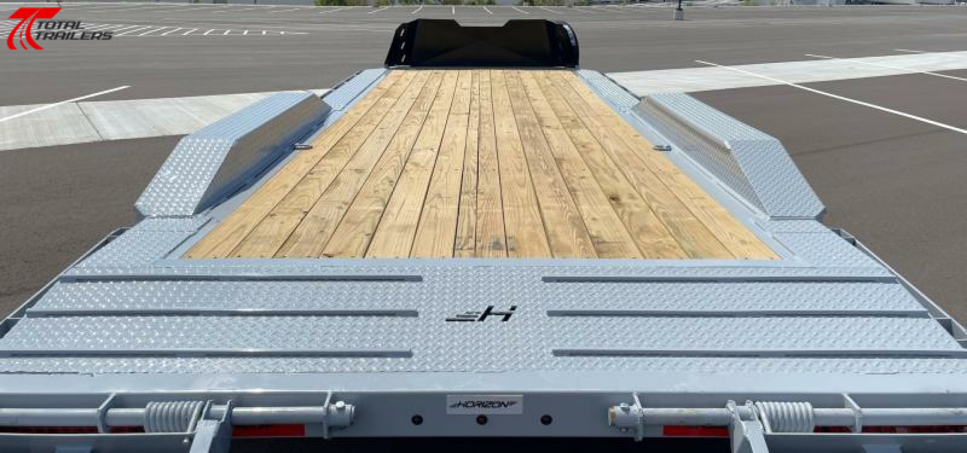 New Horizon Trailers 102" x 22' Equipment Trailer 15,260LB, Spare, Drive Over Fenders, Tool Box