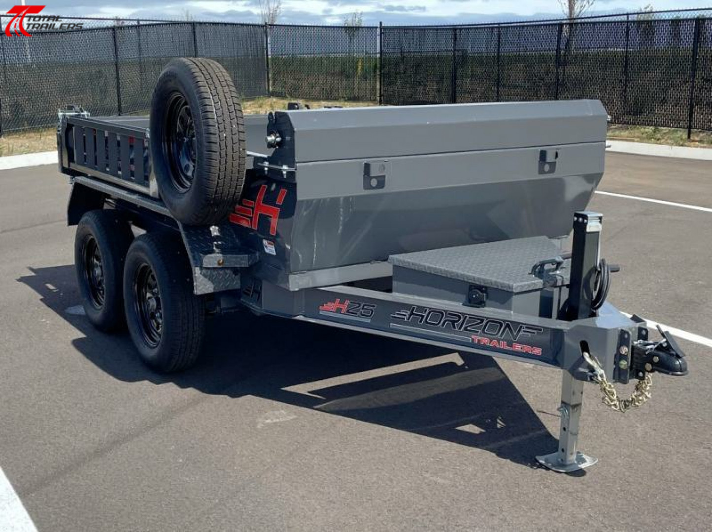 New Horizon 5 x 10' Dump Trailer 7,630LB w/ Tarp, Ramps, Spare Tire