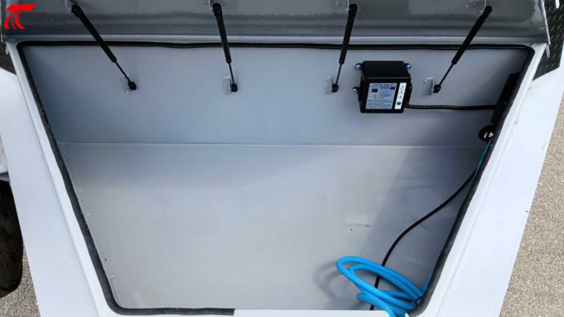 New Horizon 102"W x 22' Equipment Trailer 15,260lb, Drive Over Fenders, 14 Ply Tires, Spare