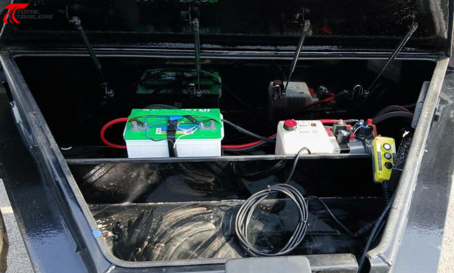 New Horizon Trailers HZ7-16' 15,260lb (GVWR) 14ply Tires, 24" Sides, Spare, Dump Trailer