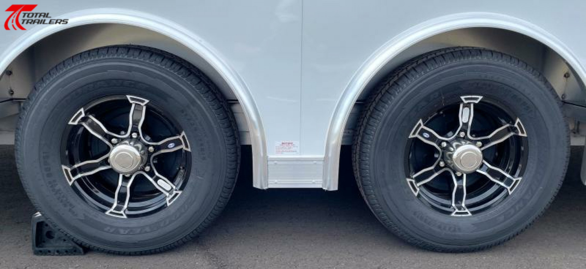 New CLEARANCE! ATC 8.5 x 24' White Car Hauler / Racing Trailer w/ Spare, Aluminum Interior, E-Track