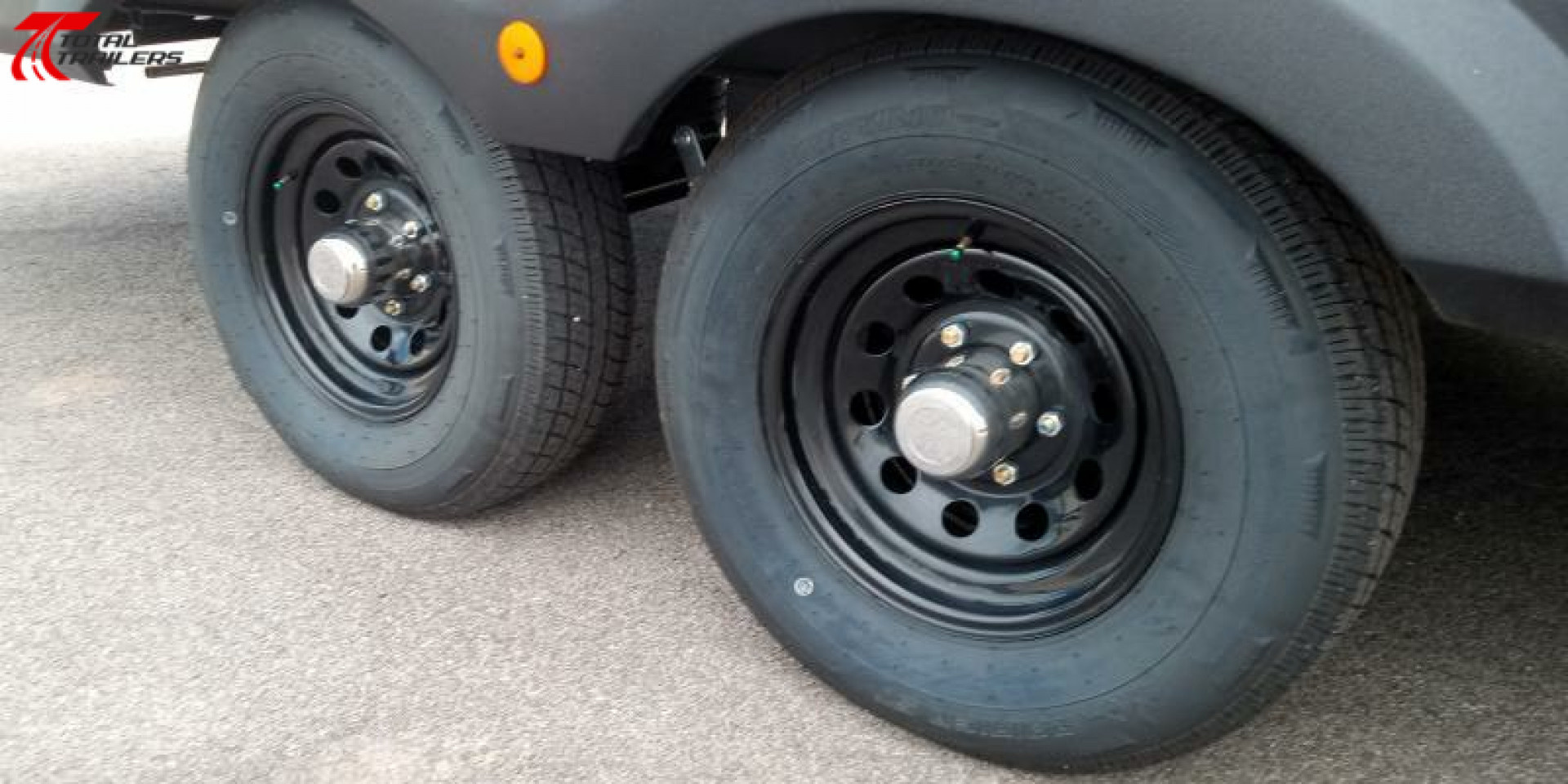 New 20' Jobsite Office Trailer w/ AC, Heat, Cabinets