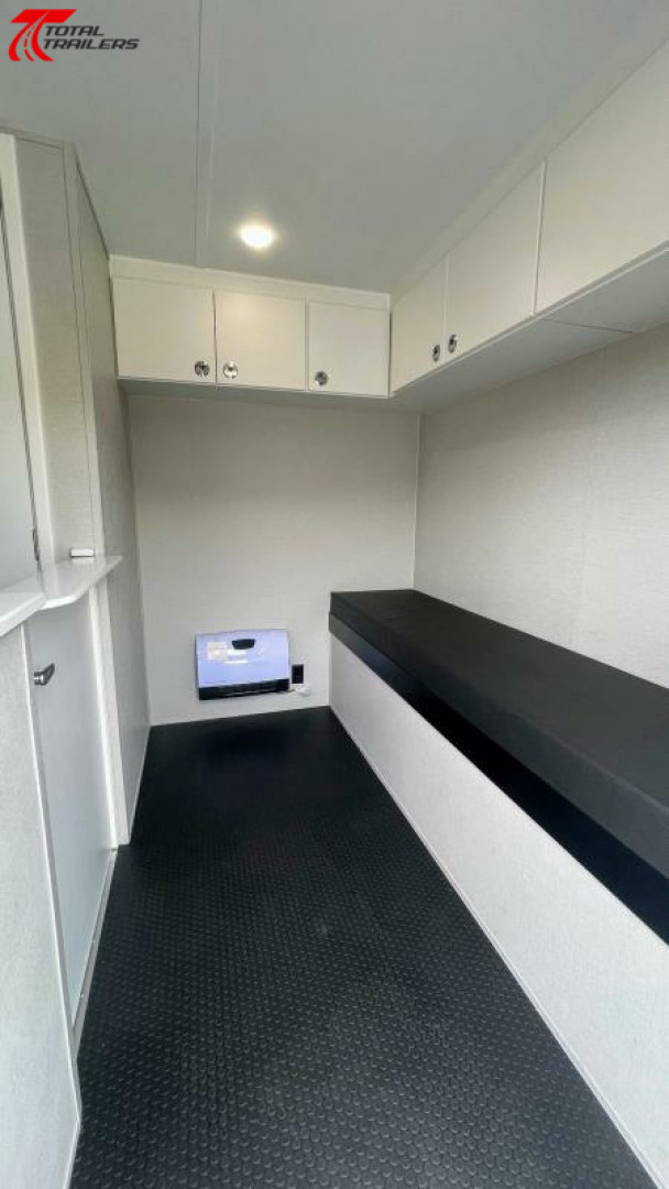 New 20' Jobsite Office Trailer w/ AC, Heat, Cabinets