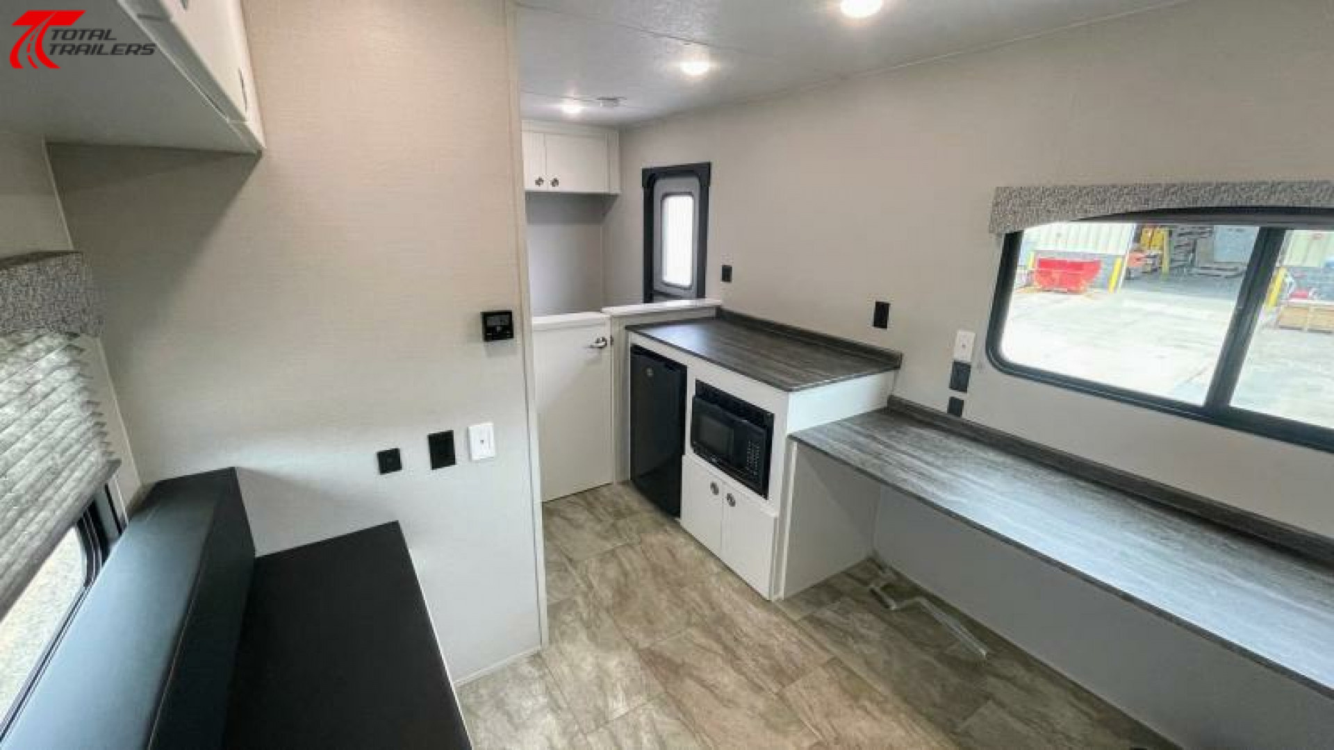 New 20' Jobsite Office Trailer w/ AC, Heat, Cabinets