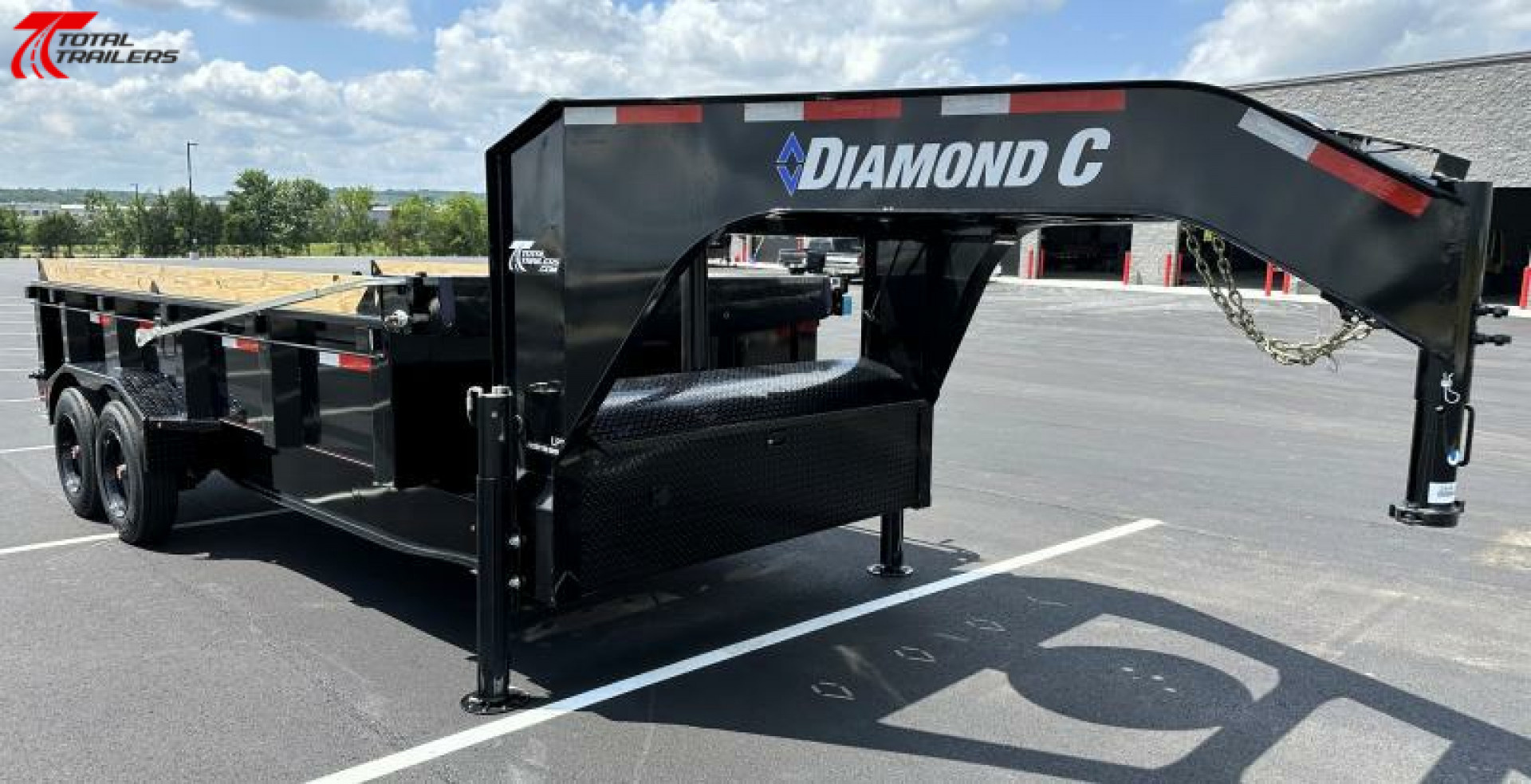 New Diamond C 16' Gooseneck Dump Trailer 18,000LB, Pacesetter, 7GA, Hydraulic Jack, 17.5" Tires