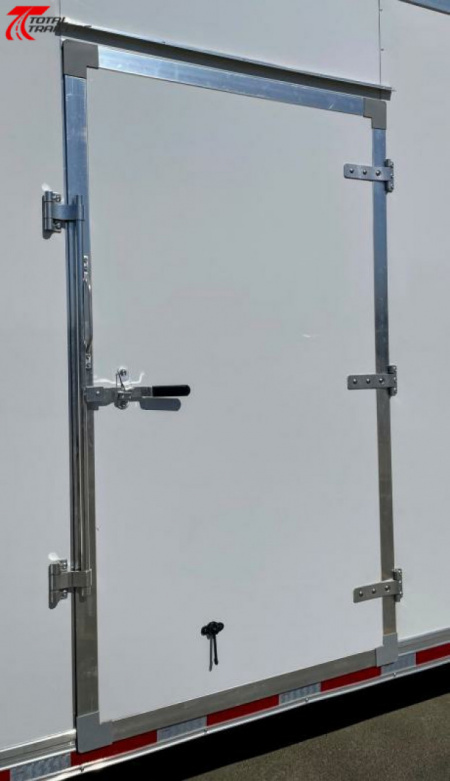 New Discovery Trailers 8.5 x 36 (16,000lb) GVWR Gooseneck Cargo / Enclosed Trailer