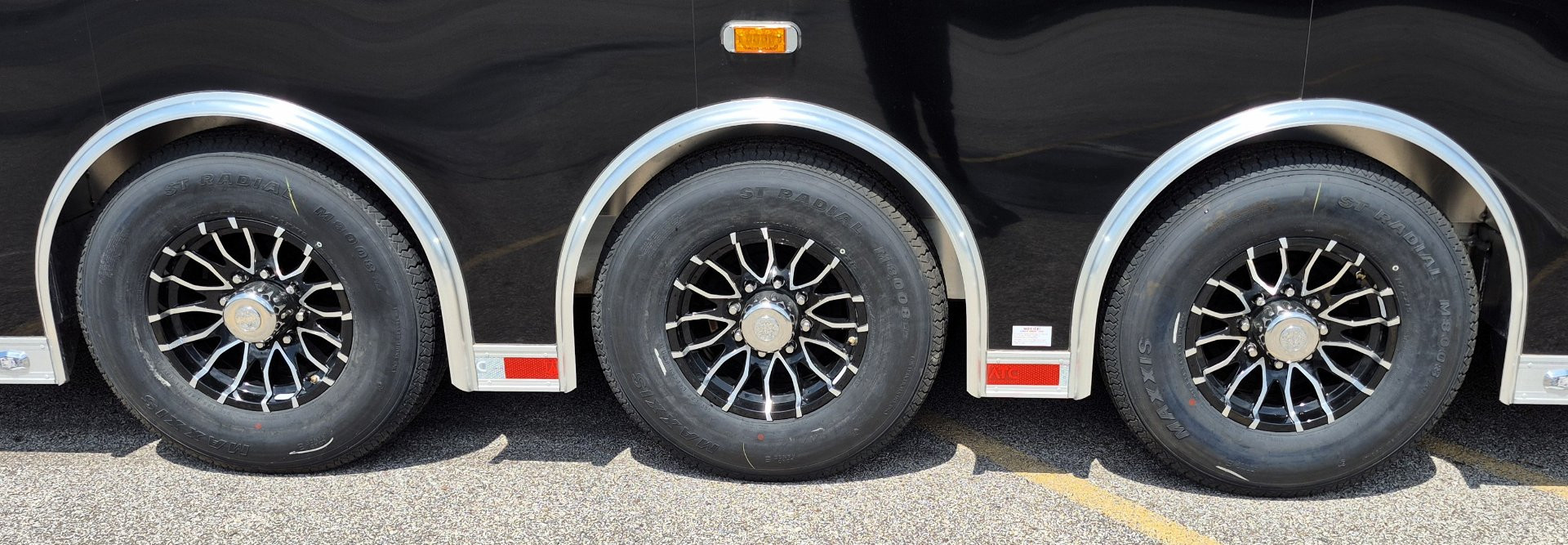 New ATC ROM 800 8.5x26 Aluminum Stacker Trailer