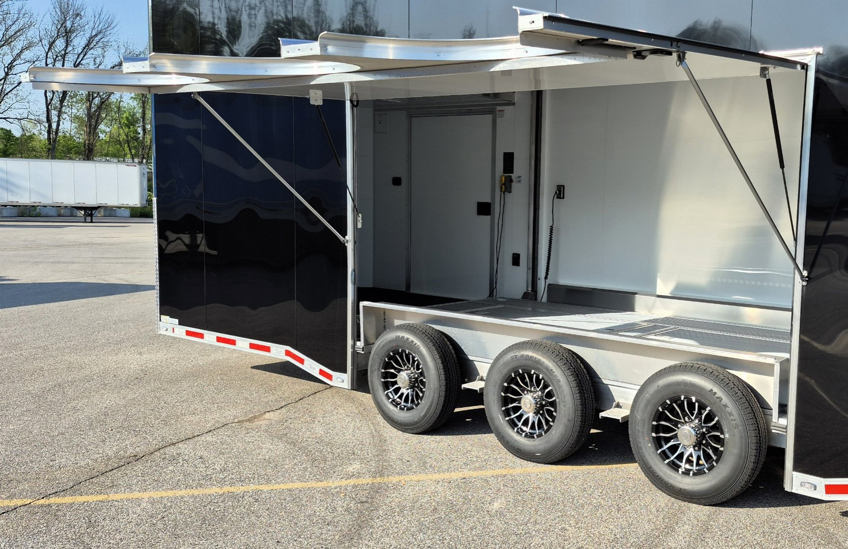New ATC ROM 800 8.5x26 Aluminum Stacker Trailer