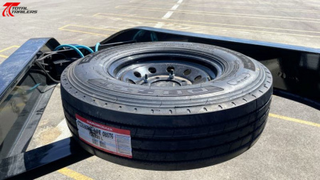 New Horizon Trailers 16' Roll Off Dump Trailer 17,920LB w/ 3Bins, Spare Tire