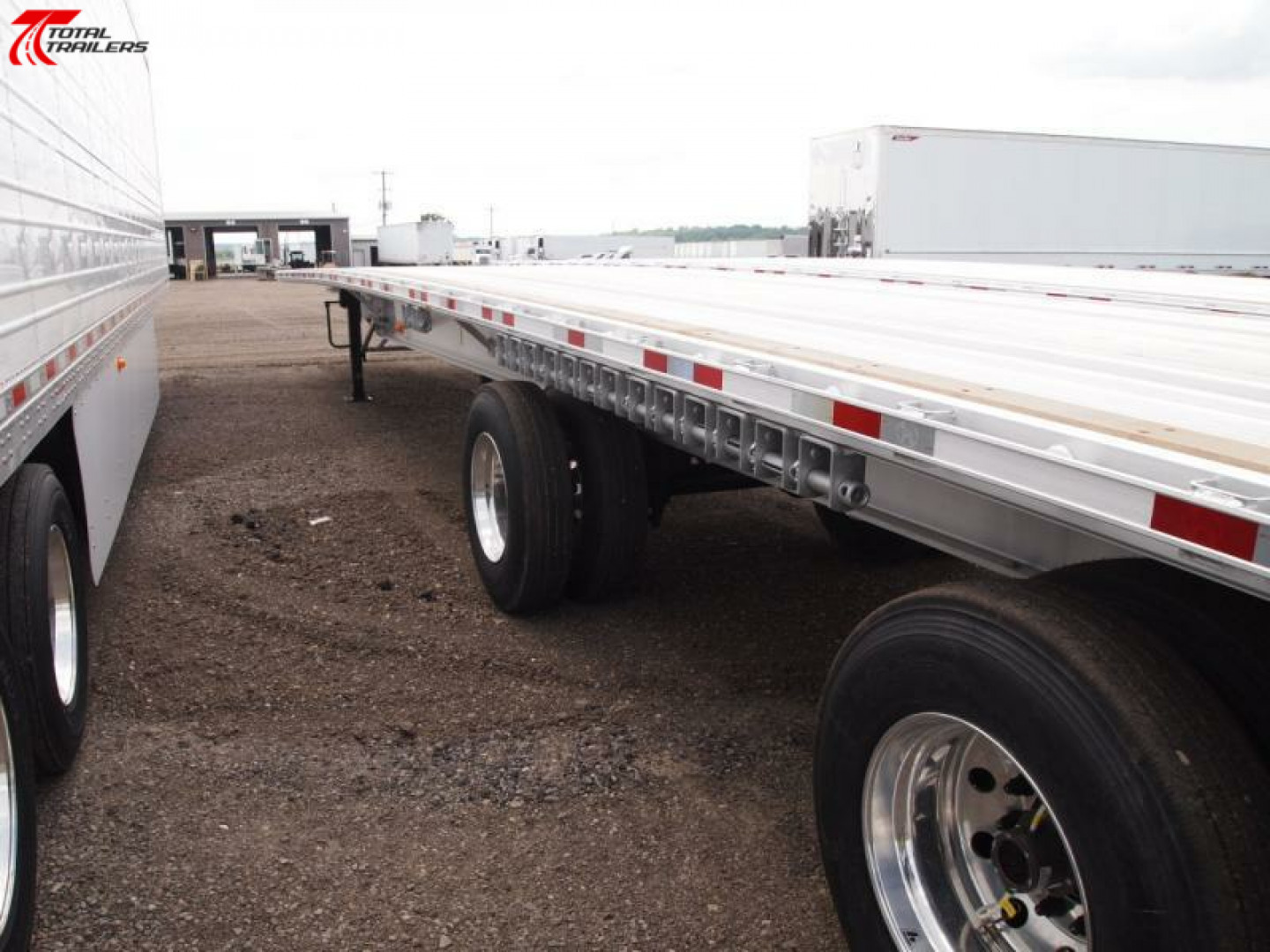 New $1200/Month 2024 53' Aluminum Flatbed Semi Trailer Sale or Rent to Own