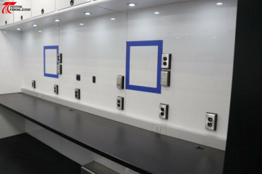 New 36' Gooseneck Command Trailer w/ Masts