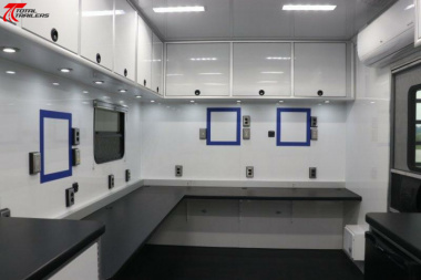 New 36' Gooseneck Command Trailer w/ Masts