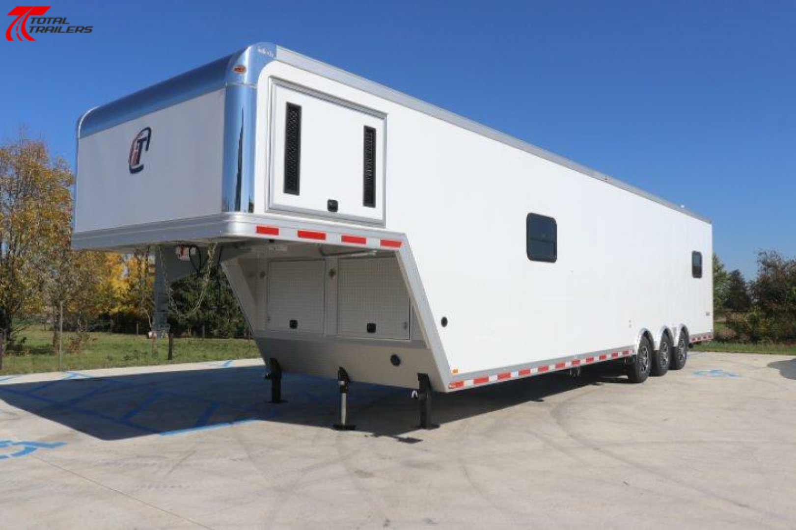 New 42' Dental Medical Trailer w/ Wheelchair Lift