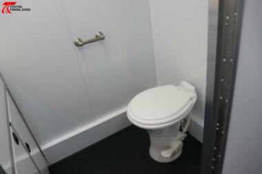 New 42' Dental Medical Trailer w/ Wheelchair Lift