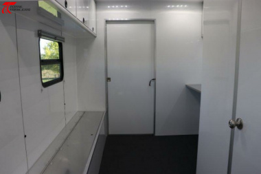 New 42' Dental Medical Trailer w/ Wheelchair Lift