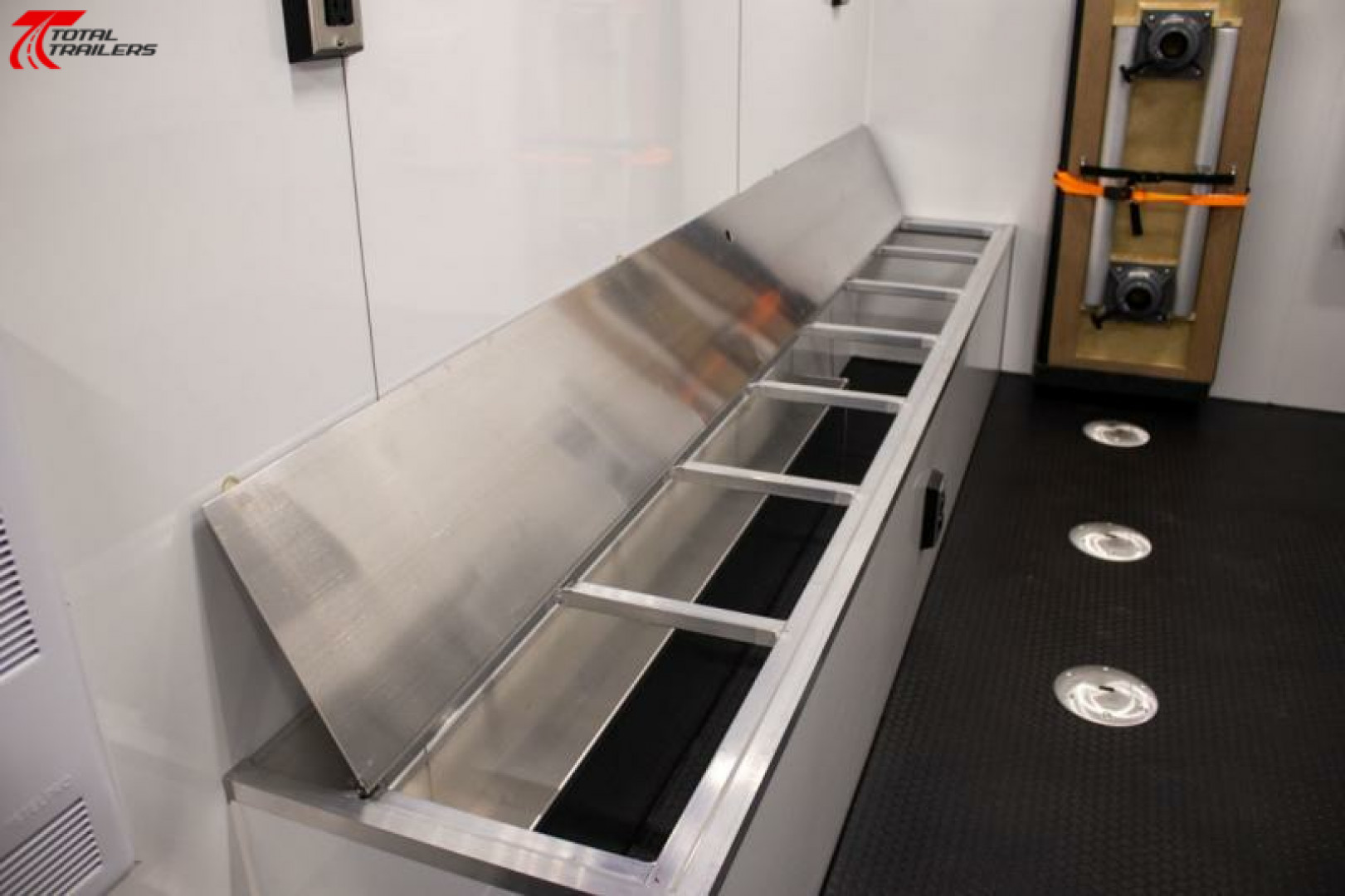 New 16' Operations Command  Office Trailer