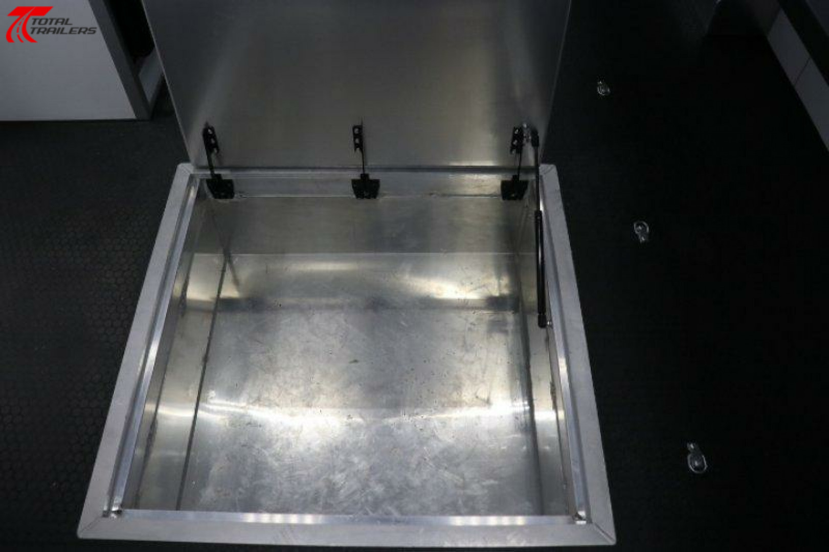 New Gooseneck Mobile Command Trailer w/ Mast Specialty Trailer