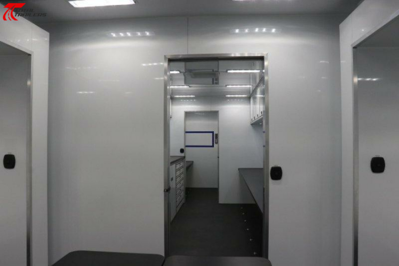 New Gooseneck Mobile Command Trailer w/ Mast Specialty Trailer