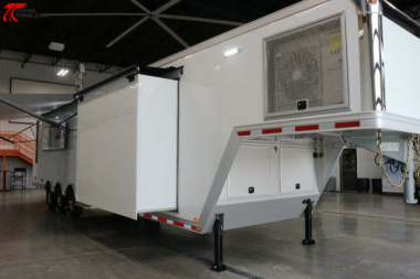 New Gooseneck Mobile Command Trailer w/ Mast Specialty Trailer