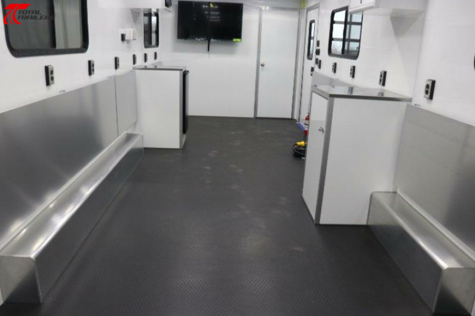 New 30' Command Trailer w/ Bathroom