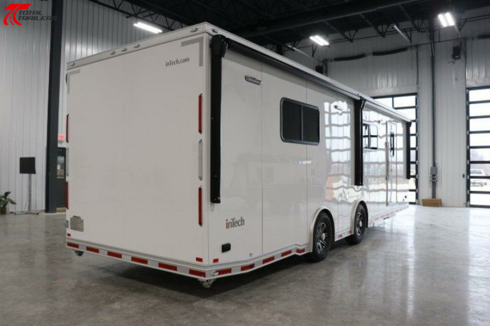 New 30' Command Trailer w/ Bathroom