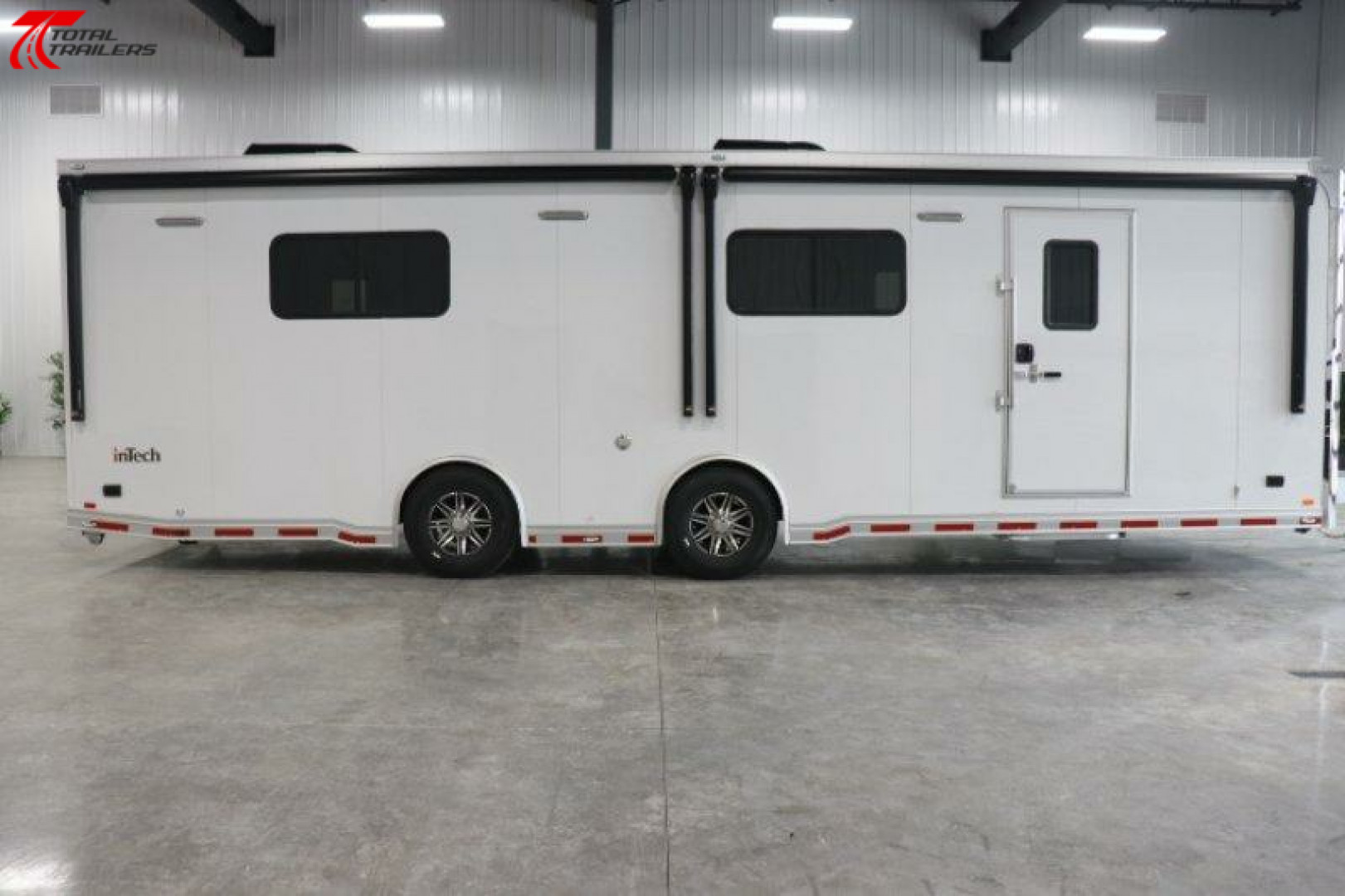New 30' Command Trailer w/ Bathroom