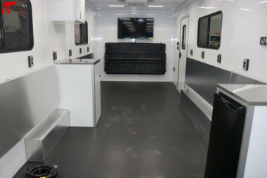 New 30' Command Trailer w/ Bathroom