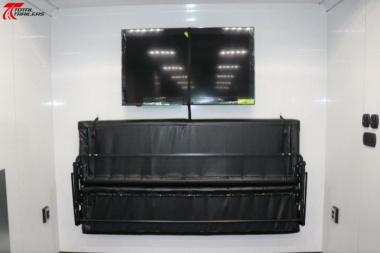 New 30' Command Trailer w/ Bathroom