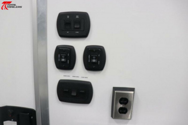 New 30' Command Trailer w/ Bathroom