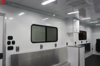 New 30' Command Trailer w/ Bathroom