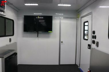 New 30' Command Trailer w/ Bathroom