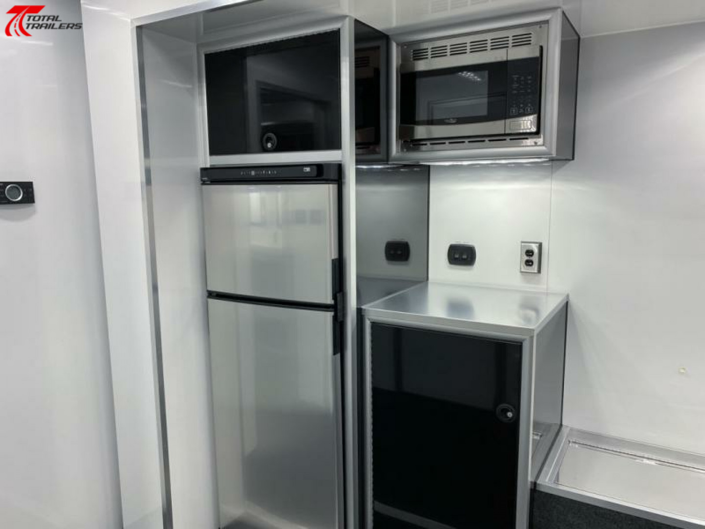 New Triple Slideout Mobile Command Trailer