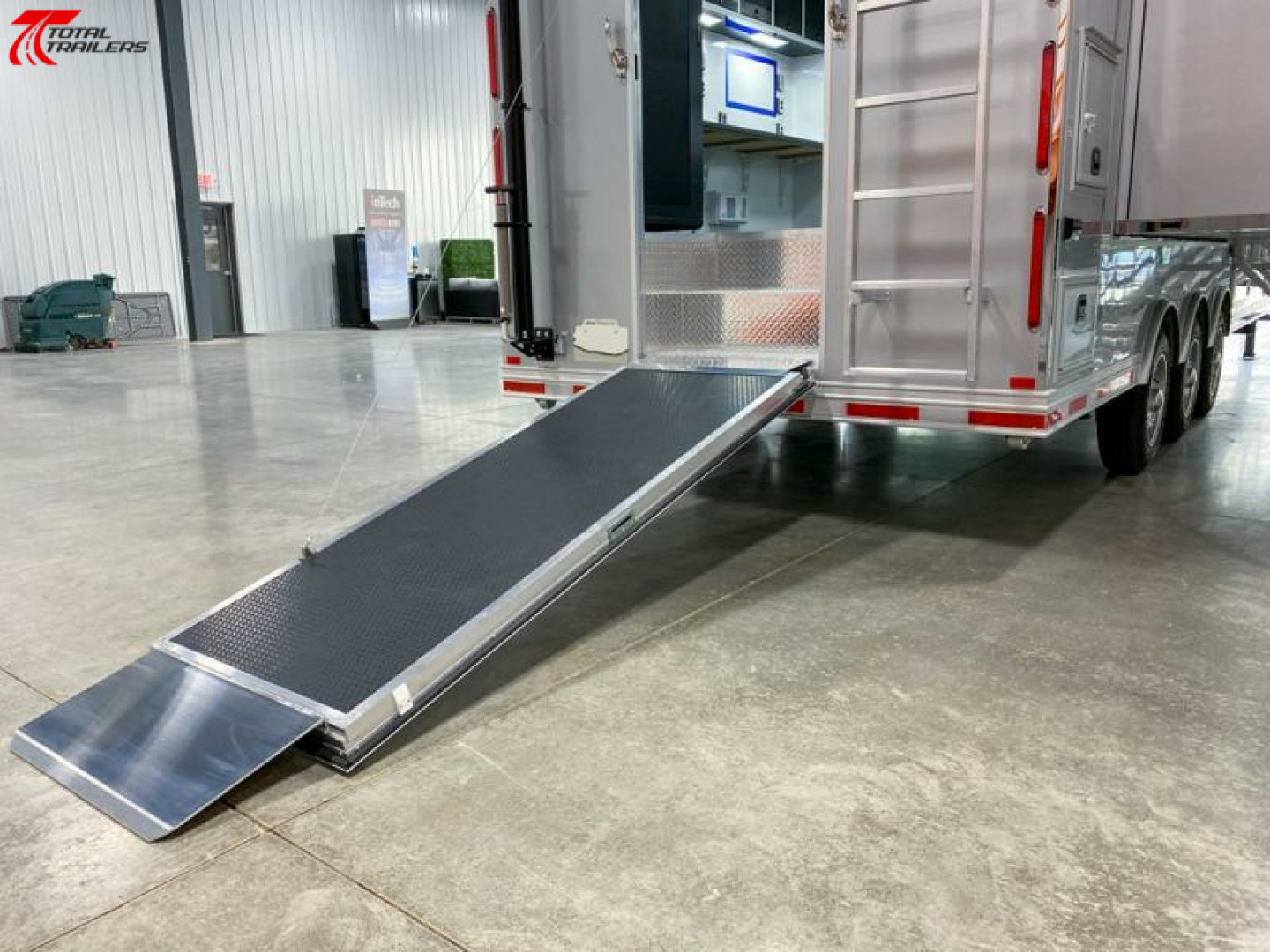 New Triple Slideout Mobile Command Trailer