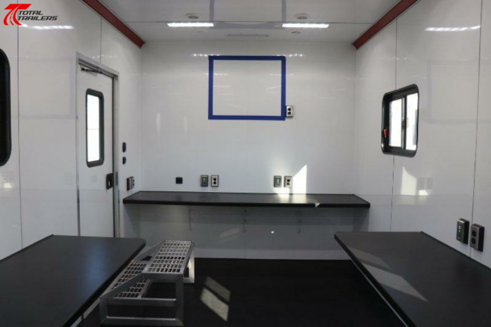 New CAL Fire 40' Command Response Office Trailer