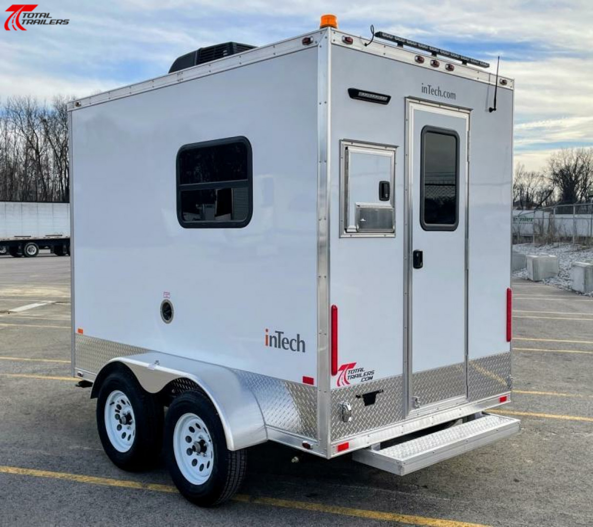 New Intech 6x10 Aluminum Fiber Optic Splicing Trailer w/ Generator