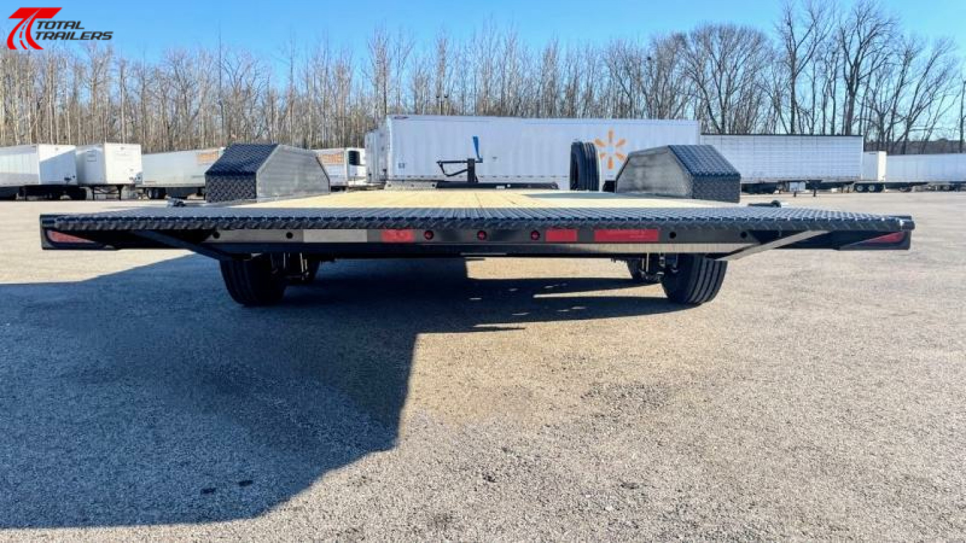 New CLEARANCE Diamond C HDT207 22' Tilt 14.9K (GVWR) Equipment Trailer