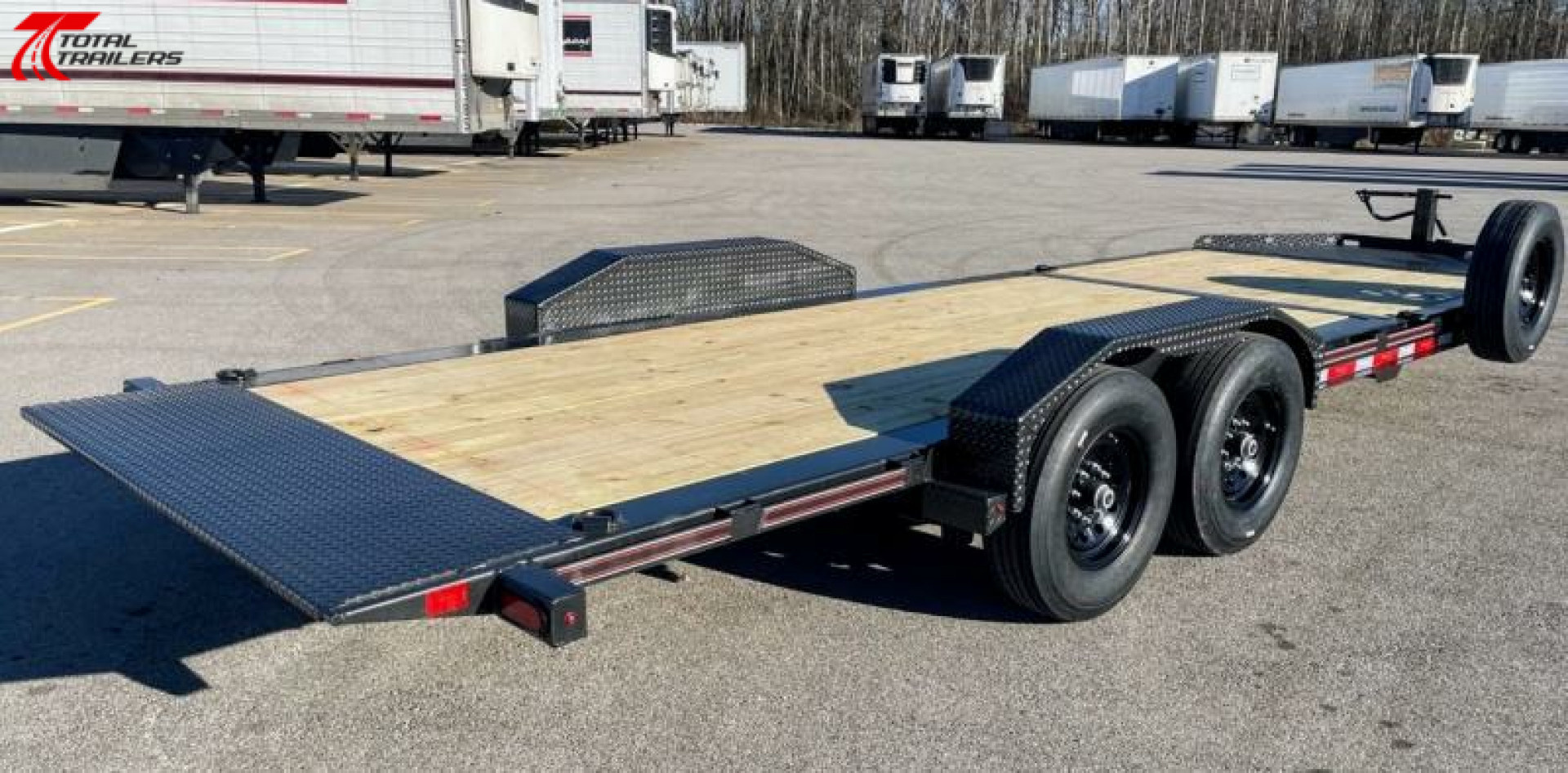 New CLEARANCE Diamond C HDT207 22' Tilt 14.9K (GVWR) Equipment Trailer