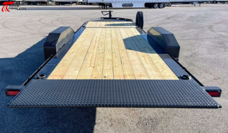 New CLEARANCE Diamond C HDT207 22' Tilt 14.9K (GVWR) Equipment Trailer