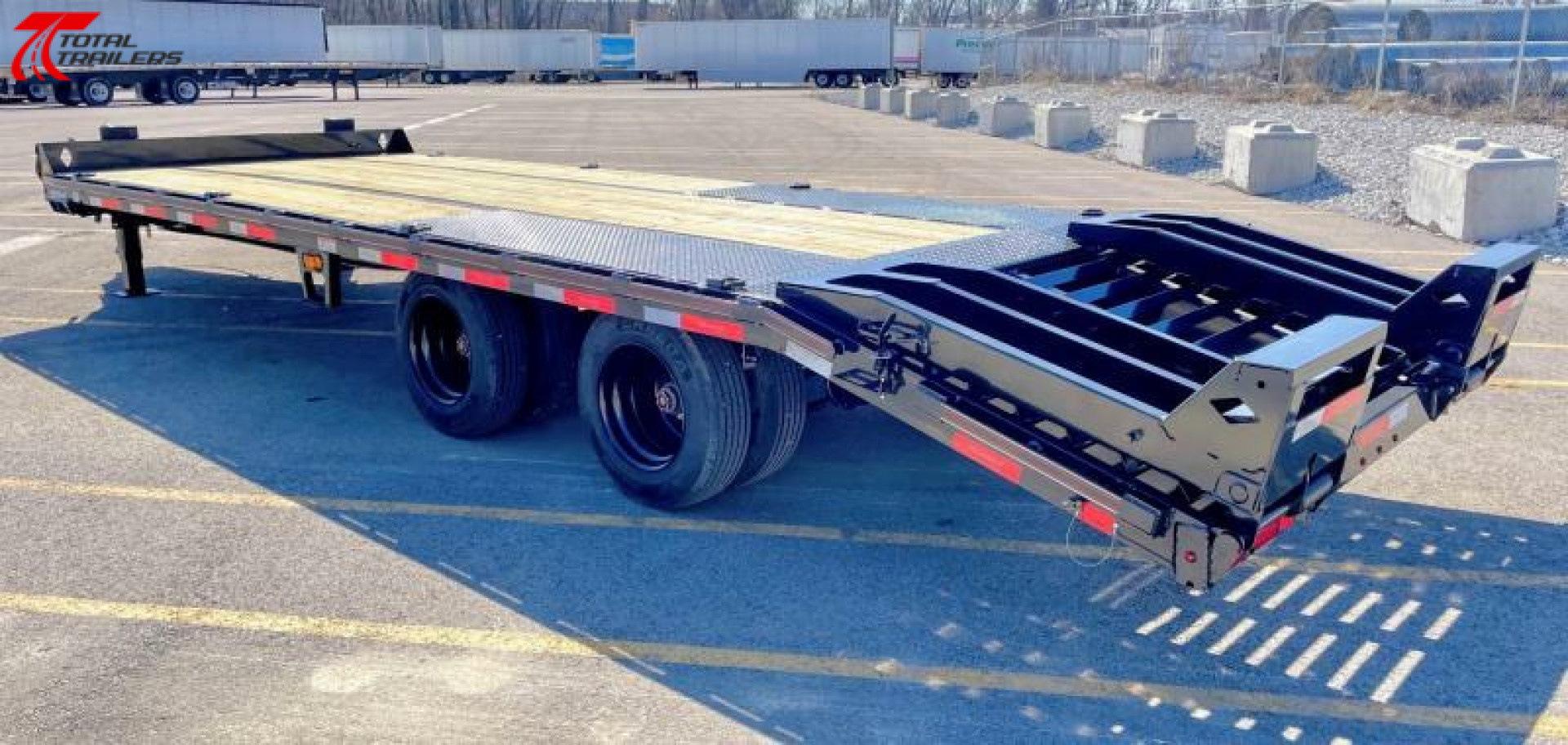 New CLEARANCE Diamond C Trailers PX212-25' 25,900lb (GVWR) Pintle/Tag Flatbed Trailer