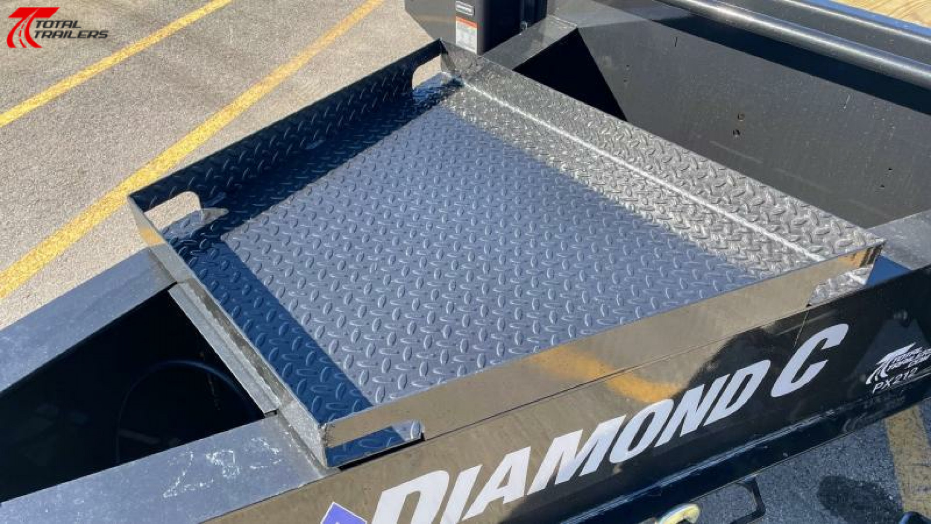 New CLEARANCE Diamond C Trailers PX212-25' 25,900lb (GVWR) Pintle/Tag Flatbed Trailer