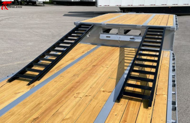 New (CLEARANCE) Diamond C Trailers SDX212 - 50' 25,900lb (GVWR) Max Ramps, Air-Ride, EOH Brakes Step Deck Flatbed Trailer
