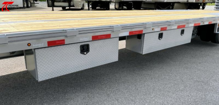 New (CLEARANCE) Diamond C Trailers SDX212 - 50' 25,900lb (GVWR) Max Ramps, Air-Ride, EOH Brakes Step Deck Flatbed Trailer