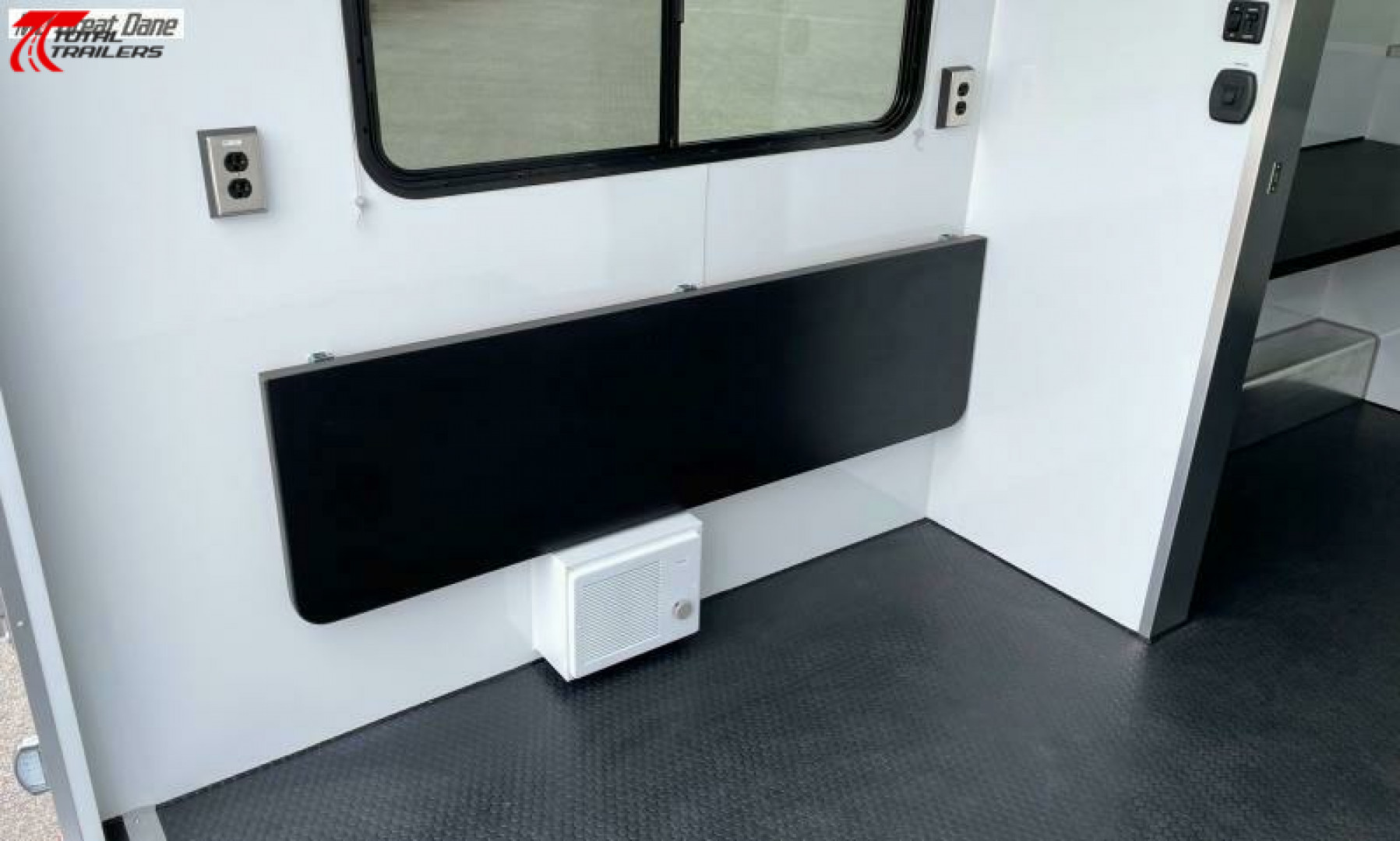 New 28' (2) Room Aluminum Office / Medical Trailer w/ Bathroom, Generator, AC, Heat