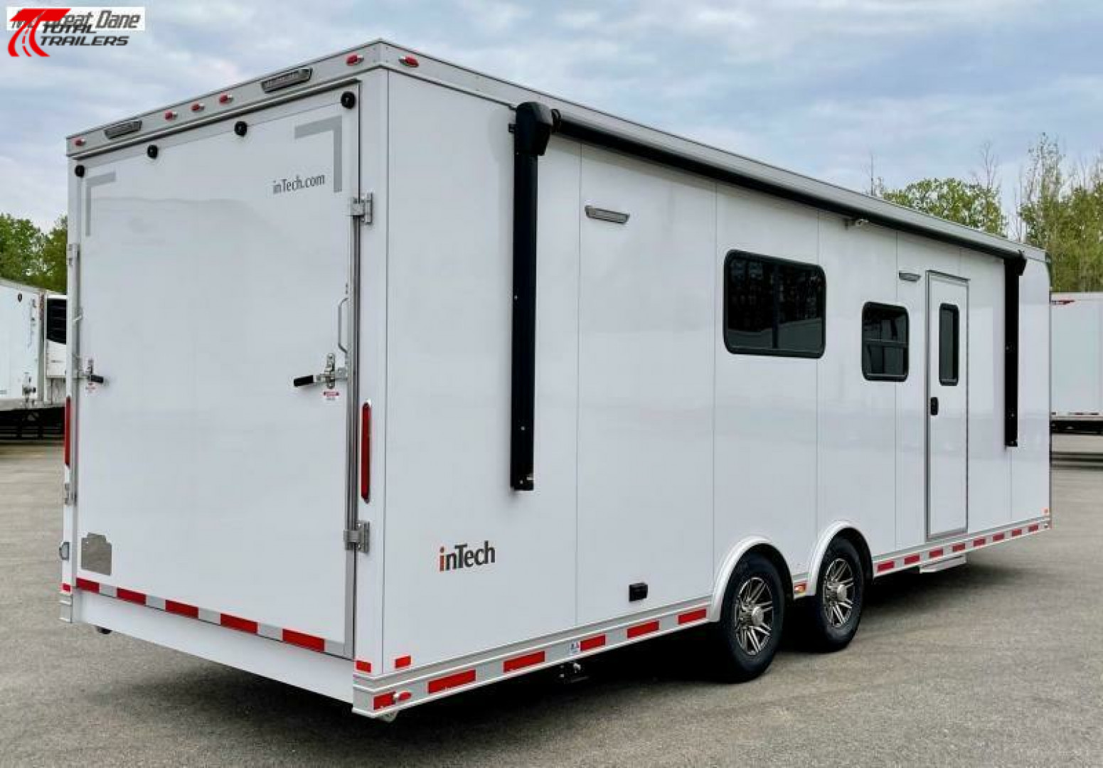 New 28' (2) Room Aluminum Office / Medical Trailer w/ Bathroom, Generator, AC, Heat