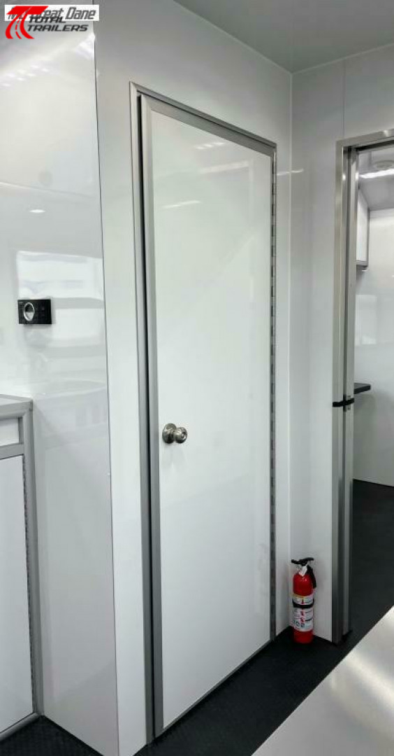 New 28' (2) Room Aluminum Office / Medical Trailer w/ Bathroom, Generator, AC, Heat